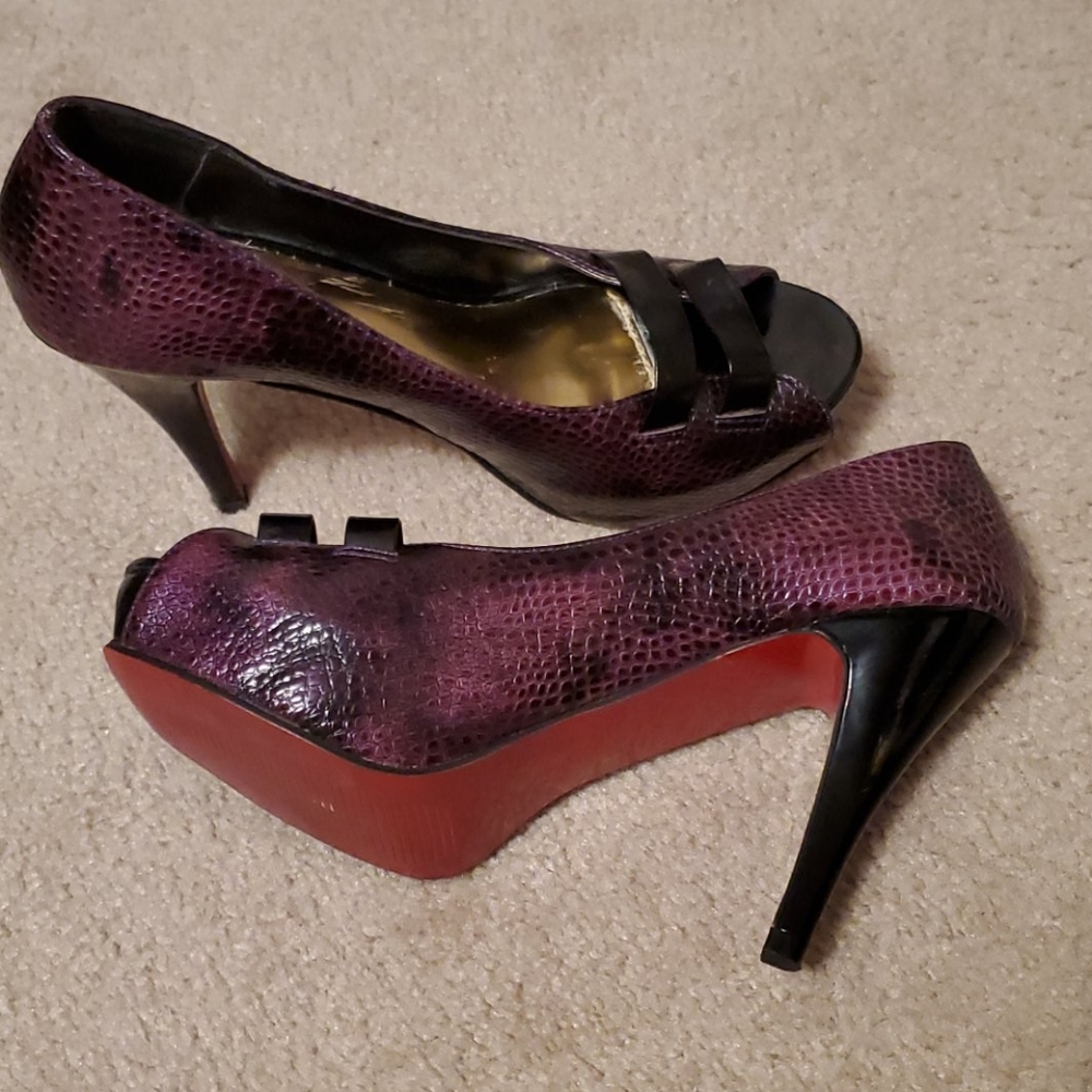 Purple snake print heels